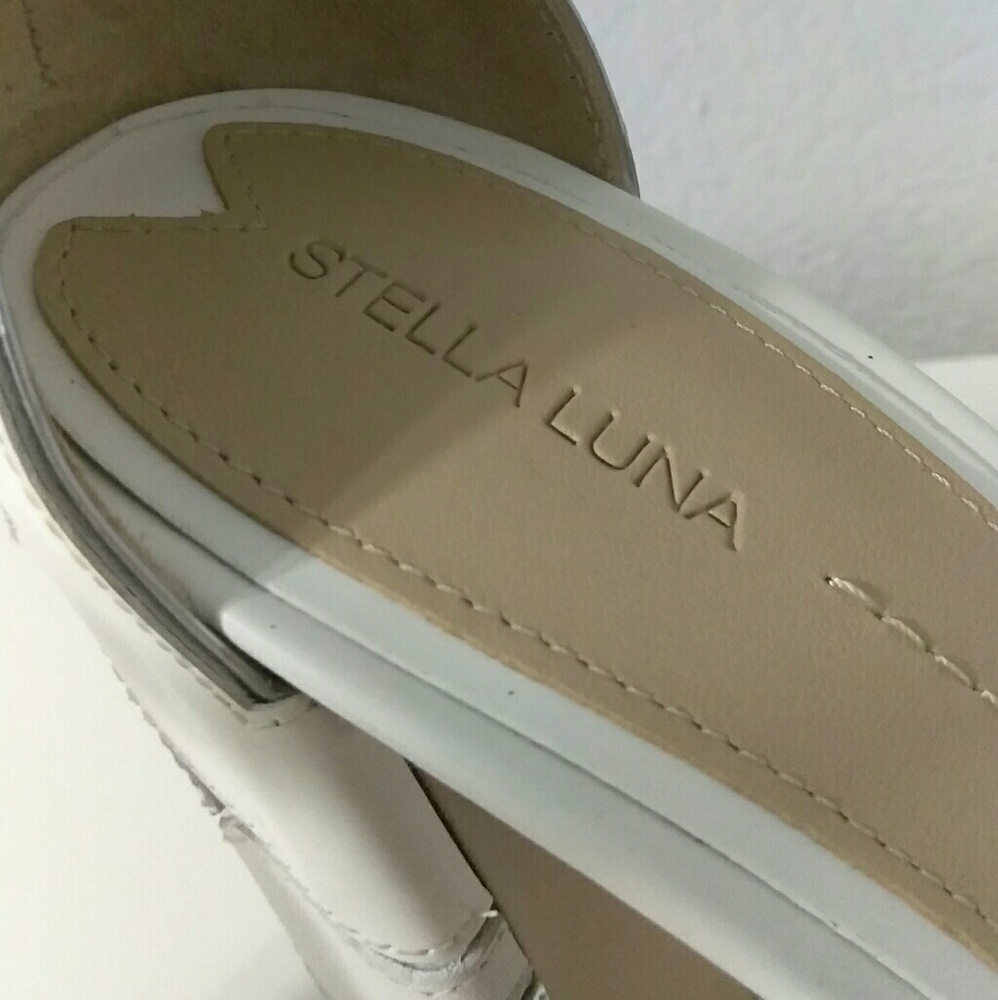Stella Luna White Platform Heels - Picture 4 of 4